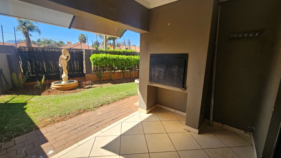 3 Bedroom Property for Sale in Melodie North West